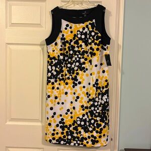 Ronni Nicole classic shift dress